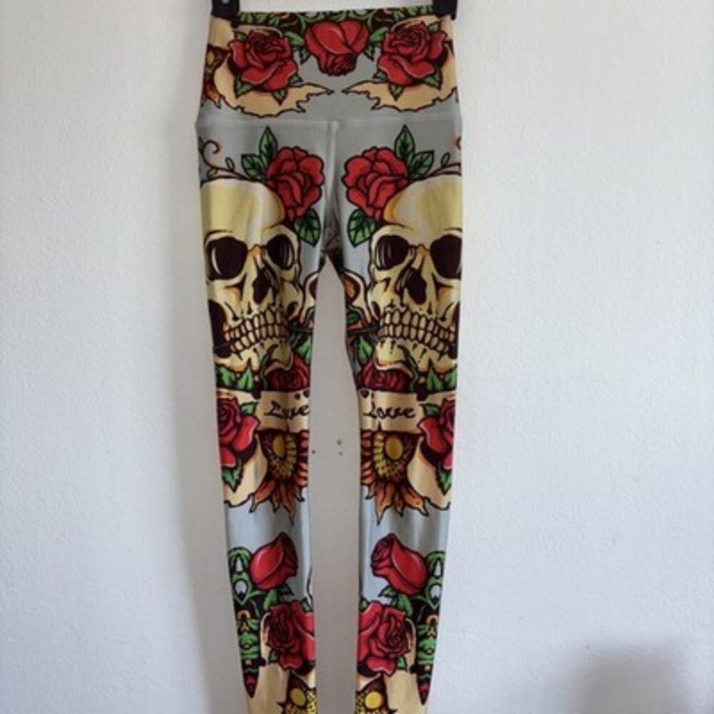 Pineapple Clothing Leggings Floral Skull size XS